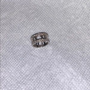 AUTHENTIC Tiffany&co. 18k white gold ring size 5.5